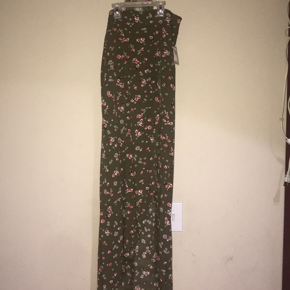 Express Dresses & Skirts - Skirt